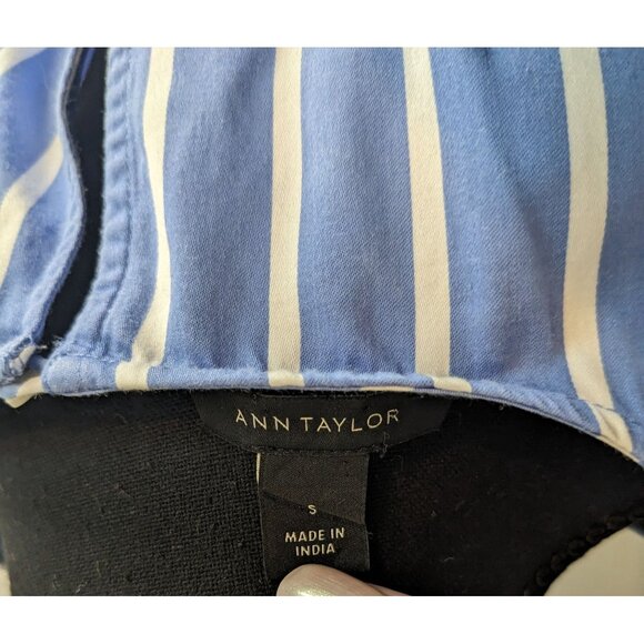 Ann Taylor Blue and White Striped Sleeveless Blouse - S - Picture 5 of 9